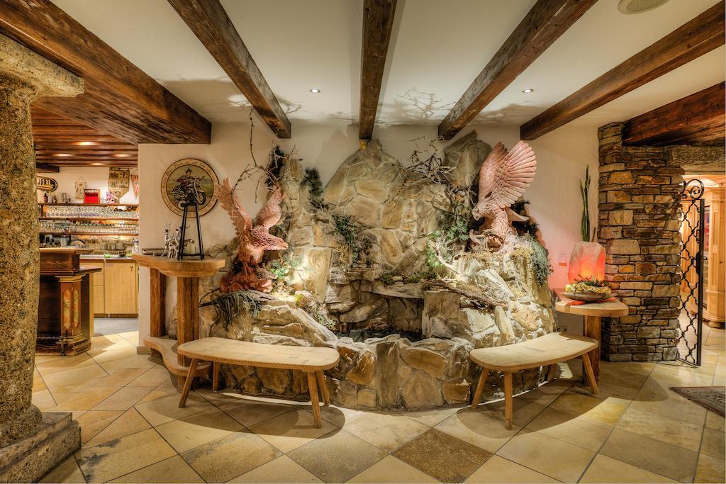 Hotel Jaegerwirt Kitzbühel Exterior foto