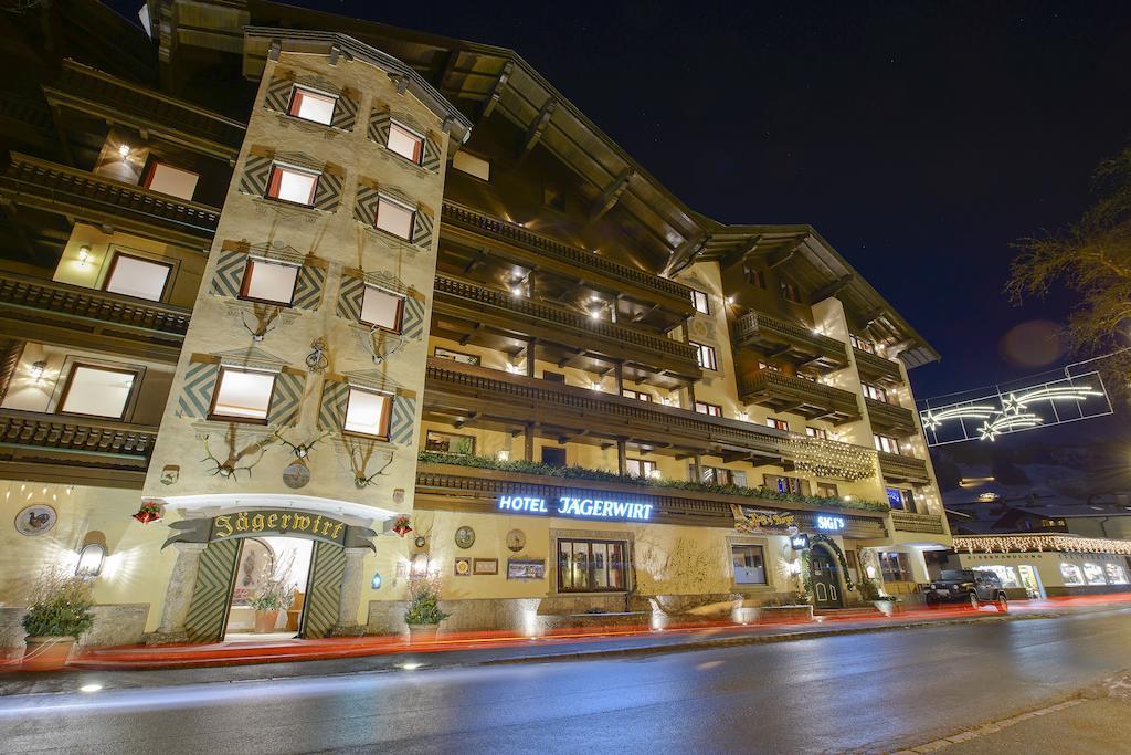Hotel Jaegerwirt Kitzbühel Exterior foto